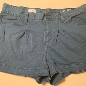 GAP and LEE Bundle Jean Shorts Bundle size 16 EUC